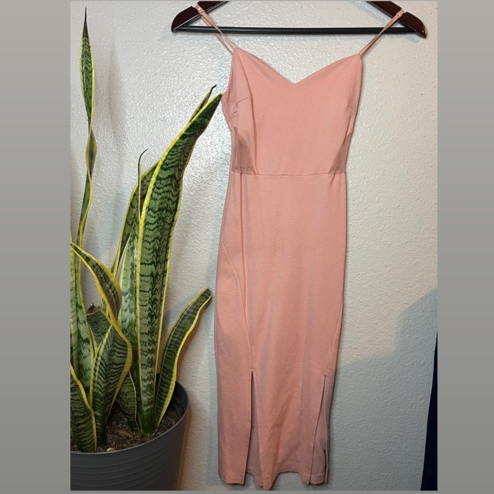 Elegant Spaghetti Strap Mini Dress in Dusty Pink
